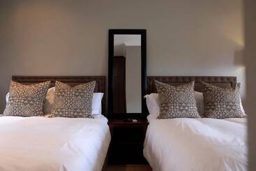 هتل Bersheba River Lodge