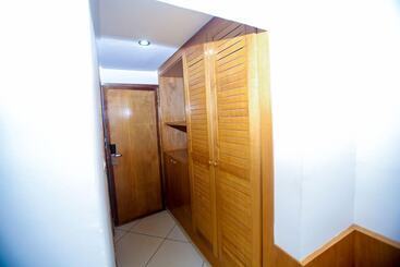 هتل Complexe Hôtelier Akparo