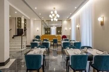 هتل H10 Palazzo Galla