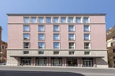 هتل H10 Palazzo Galla