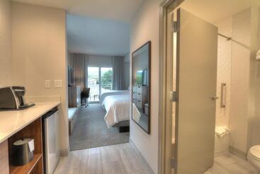 هتل Holiday Inn & Suites Pigeon Forge Convention Center, An Ihg