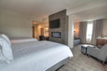 هتل Holiday Inn & Suites Pigeon Forge Convention Center, An Ihg