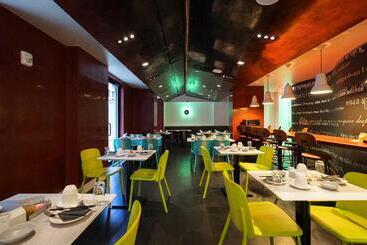 هتل Pestana Cr7 Times Square