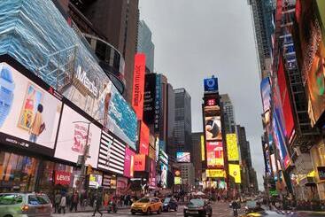 هتل Pestana Cr7 Times Square