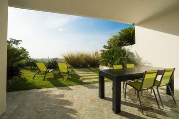 هتل Villas Agua Dulce   Loft La Roca