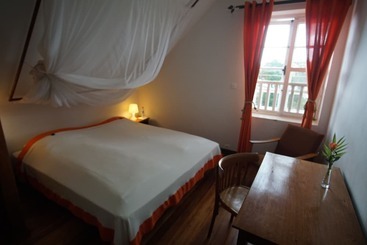 Lovasoa Cccc   Hostel