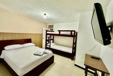 پانسیون Hostel Brisas Del Nevado