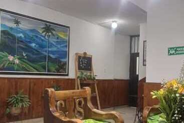 هتل Plaza Calarcá