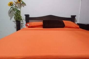 هتل Plaza Calarcá