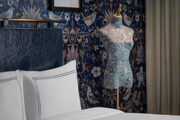 هتل The Dorian, Autograph Collection