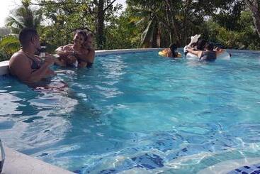 پانسیون Rainforest Lodge Del Rio