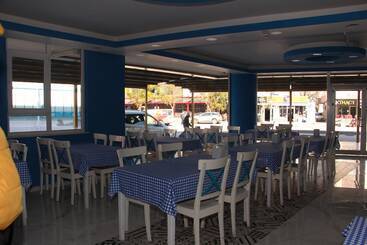 Grand Niki Hotel & Spa