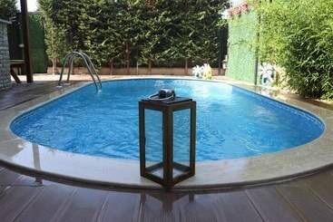 Grand Niki Hotel & Spa