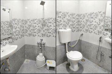 هتل Family Inn Foreign Guest Only