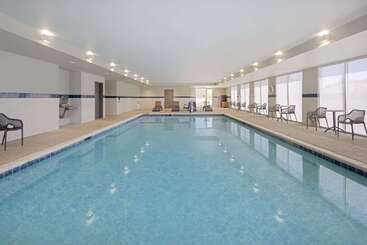 هتل Home2 Suites By Hilton Clovis