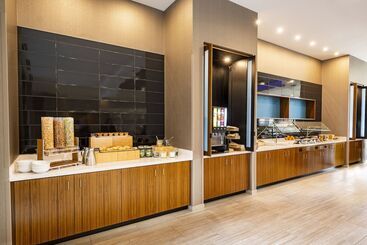 هتل Springhill Suites By Marriott Colorado Springs Downtown