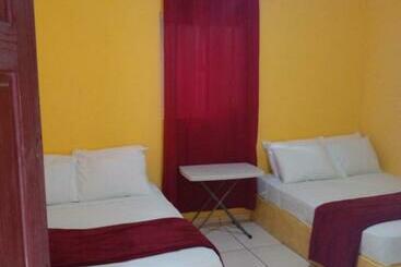 پانسیون Cabañas Martina Surf Playa Guanico