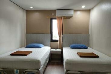 پانسیون Penginapan Anak Raja  Palangkaraya