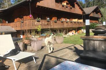 تختخواب و صبحانه Chalet Esprit