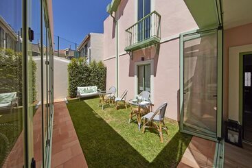 Sintra Green Chalet Bed & Breakfast