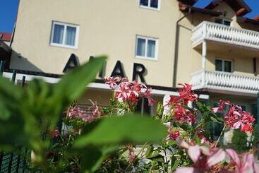 هتل Ahar
