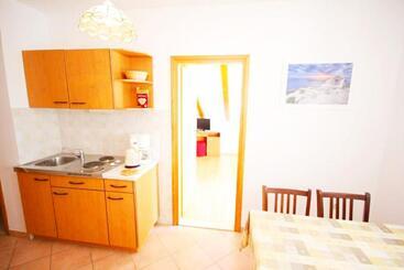 هتل Apartments And Rooms With Parking Space Mlini, Dubrovnik   8835