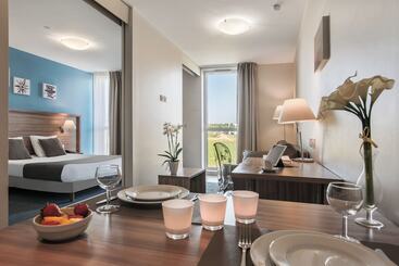 هتل Appart’city Confort Vannes