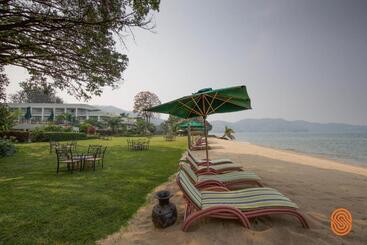 هتل Lake Kivu Serena