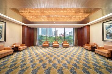 هتل Shenzhen L.gem