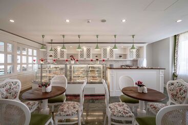 Otel Royal Teos Thermal Resort Clinic & Spa   Halal