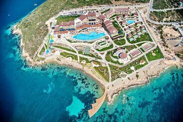 Otel Royal Teos Thermal Resort Clinic & Spa   Halal