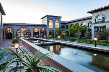 酒店 Sante Wellness Retreat & Spa