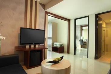 هتل Santika Tasikmalaya