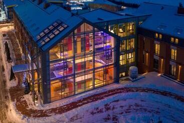 هتل Słoneczny Zdrój Medical Spa & Wellness