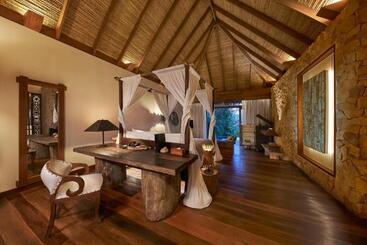 هتل Song Saa Private Island