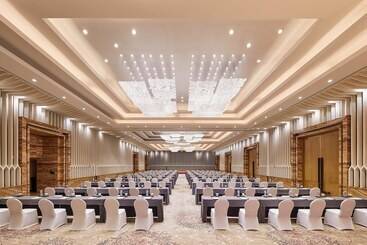 هتل The Westin Ningbo