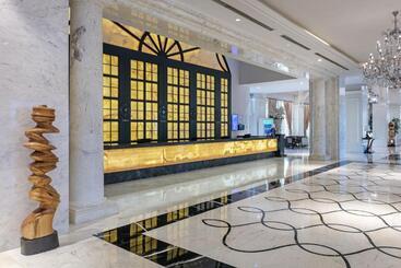 هتل Titanic Deluxe Golf Belek