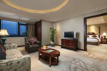 هتل Wyndham Garden Suzhou