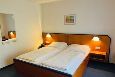 Trip Inn Aktivhotel & Restaurant Sonnenhof Bei Passau Ehemals Sporthotel Sonnenhof