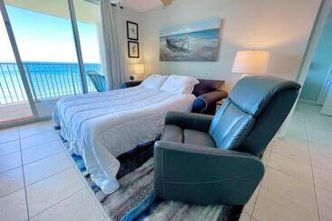 Emerald Bay Escape
