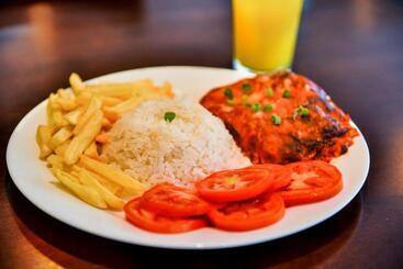 هتل Days Inn By Wyndham Cascavel