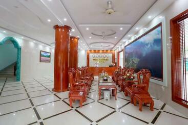 هتل Hoacuong
