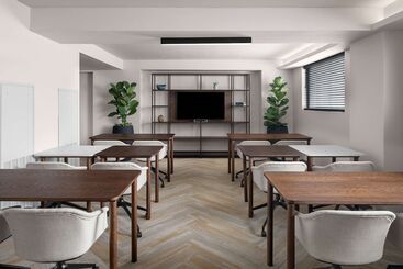 Rok Hotel Kingston, Tapestry Collection By Hilton