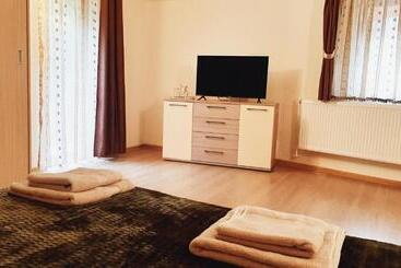 پانسیون Casa Ana