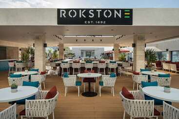 Rok Hotel Kingston, Tapestry Collection By Hilton