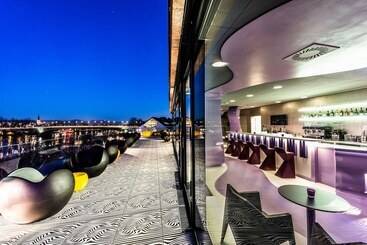 هتل Prize By Radisson, Bonn City