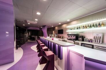 هتل Prize By Radisson, Bonn City