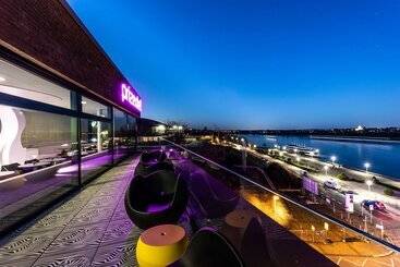 هتل Prize By Radisson, Bonn City