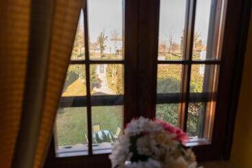تختخواب و صبحانه Villa Annamaria