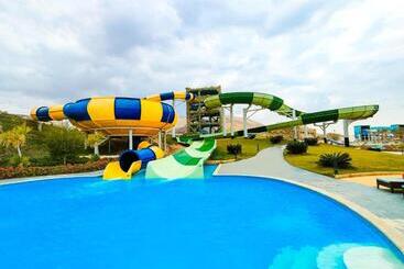 هتل Eastern El Galala Aquapark Ain Sokhna
